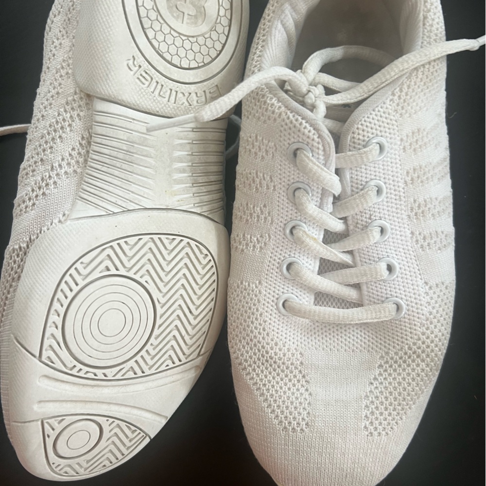 Cheer shoes white